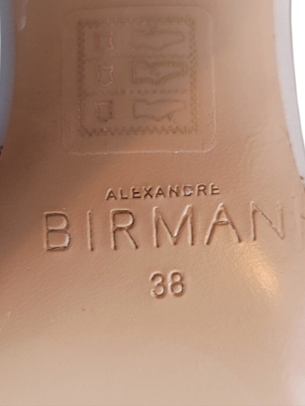 Alexandre Birman Cream Leather Slingback Kittwn Heels Size 38/7.5 - Picture 6 of 6
